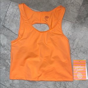 NWT kortni jeane small circle back top